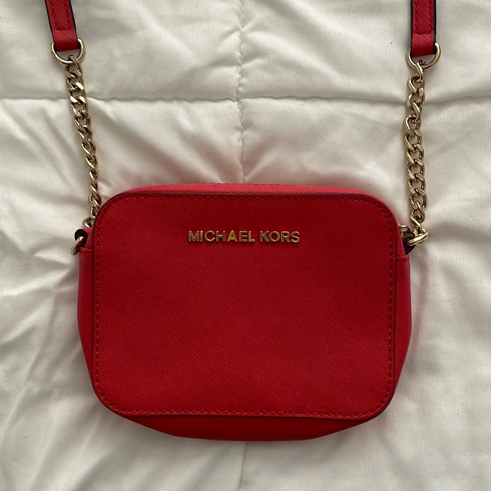 Red, mini cross body / shoulder Michael kors bag, great condition !